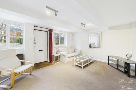 CAM02127G0-PR0370-STILL001