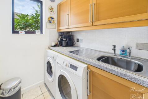 CAM02127G0-PR0314-STILL015