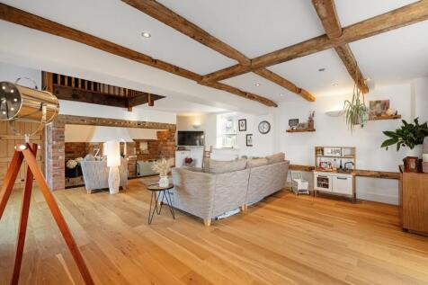 Lrg_Tithe Barn-1