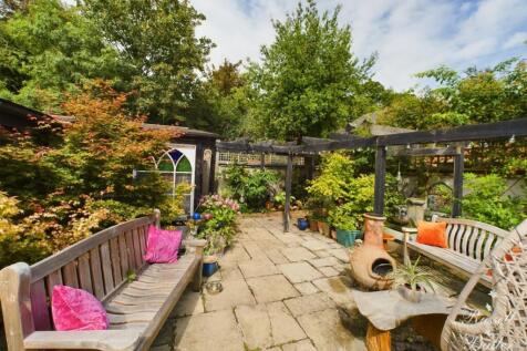 CAM01995G0-PR0081-STILL014