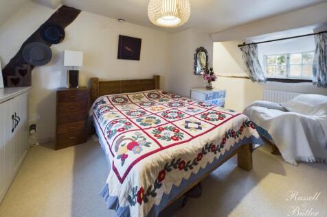 CAM01995G0-PR0081-STILL009