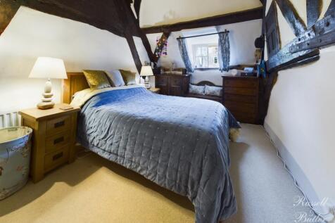 CAM01995G0-PR0081-STILL012