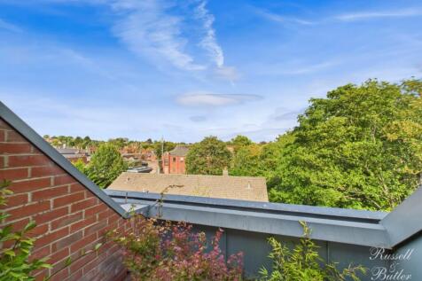 CAM01995G0-PR0375-STILL003