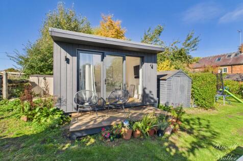 CAM02127G0-PR0344-STILL014