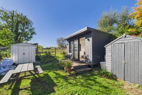 CAM02127G0-PR0344-STILL013