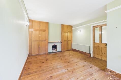 CAM02127G0-PR0350-STILL028