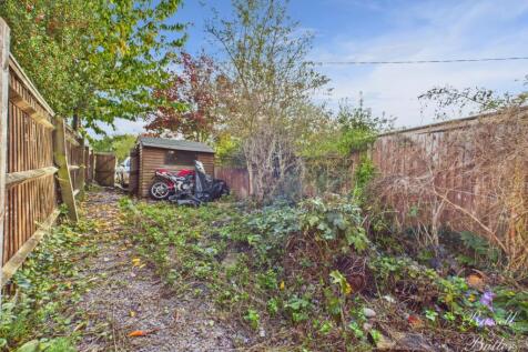 CAM02127G0-PR0358-STILL002