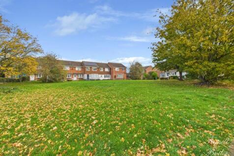 CAM01995G0-PR0380-STILL004