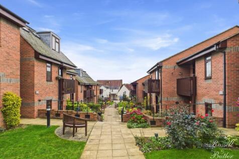 CAM01995G0-PR0385-STILL026