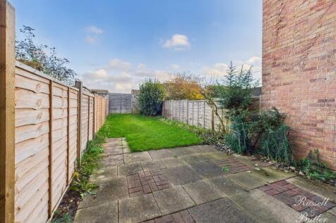 CAM02127G0-PR0369-STILL011