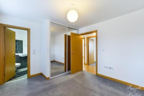 Lrg_CAM00829P1-PR0082-STILL08