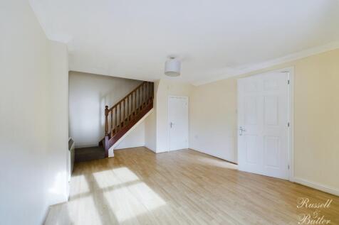 CAM01995G0-PR0108-STILL004