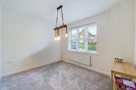 CAM02127G0-PR0216-STILL0192