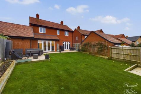 CAM02127G0-PR0216-STILL030