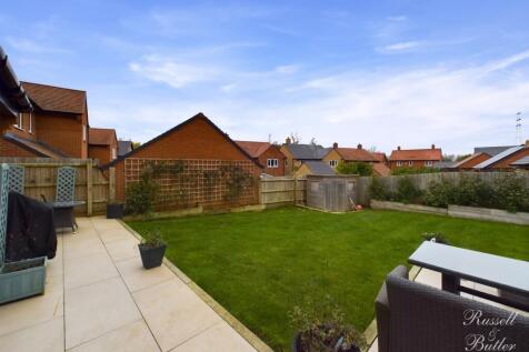 CAM02127G0-PR0216-STILL028