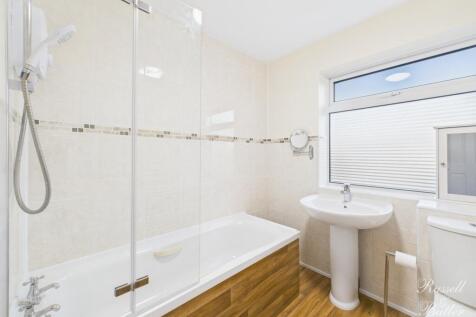 CAM01995G0-PR0387-STILL030