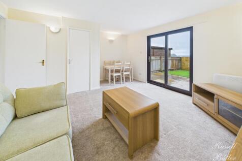 CAM01995G0-PR0314-STILL004