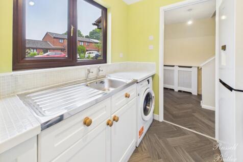 CAM01995G0-PR0314-STILL009