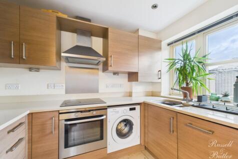 CAM02127G0-PR0364-STILL022