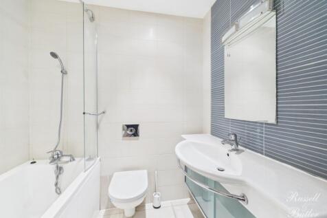 CAM02127G0-PR0364-STILL007