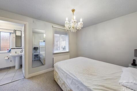 CAM00829P1-PR0063-STILL04