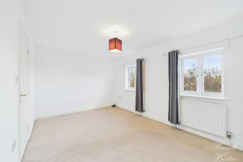 CAM01995G0-PR0390-STILL016