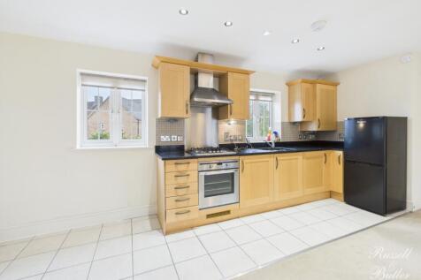 CAM02127G0-PR0353-STILL003