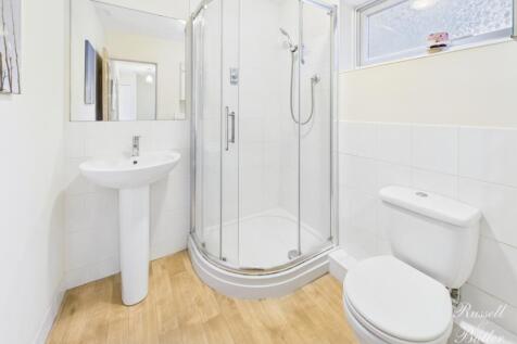 CAM01995G0-PR0389-STILL014