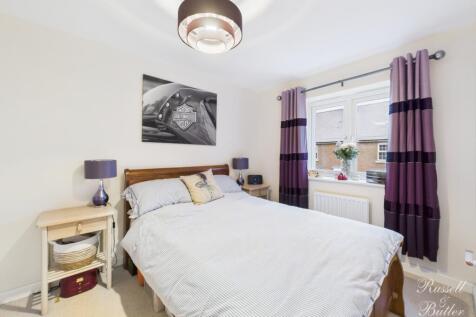 CAM02127G0-PR0363-STILL035