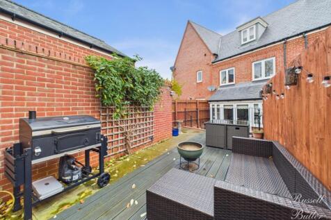 CAM02127G0-PR0363-STILL016