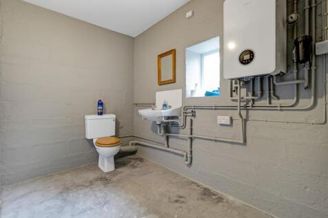 Utility/Cloakroom