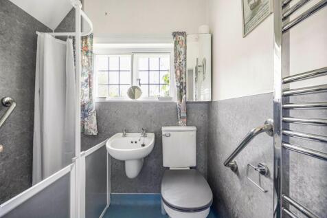 Bathroom 2