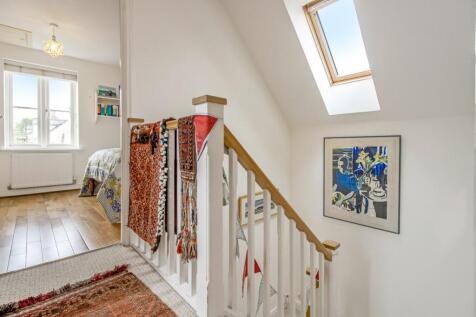 2nd Floor Landing