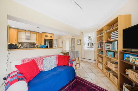 Kitchen Family Room