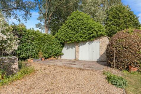 Double Garage