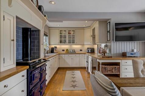 Kitchen Breakfast Rm