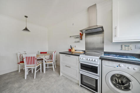 Kitchen Breakfast Rm