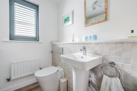 Utility Cloakroom