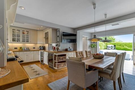 Kitchen Breakfast Rm