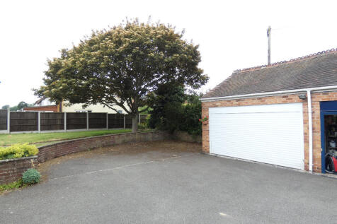 Drive &amp; Garage