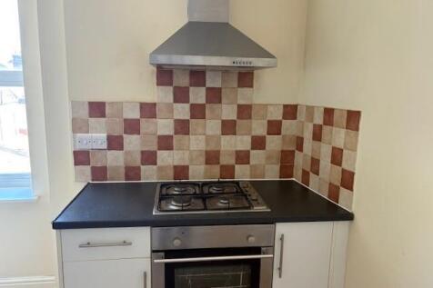 kitchen 2.jpg