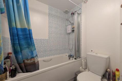 Bathroom.jpg