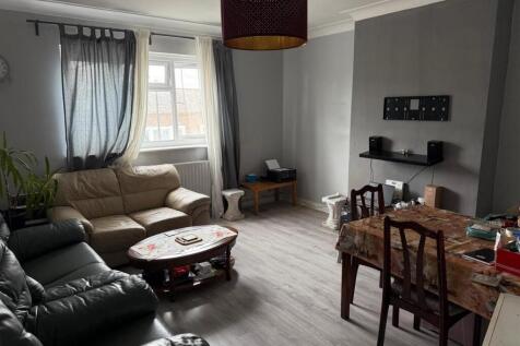 Living Room.jpg