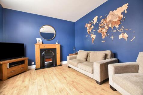 Lounge/2nd Reception Room
