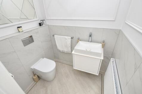 Ground Floor Cloakroom
