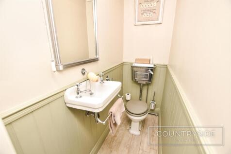 Ground Floor Cloakroom