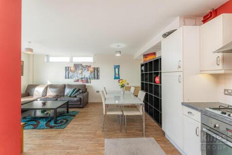 Kitchen/Living Room