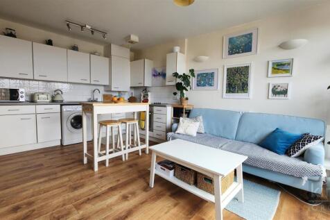Living Room/Kitchen