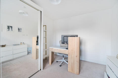 16-6822291626de6-...