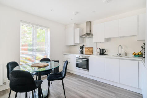 8-682227dd05100-1...